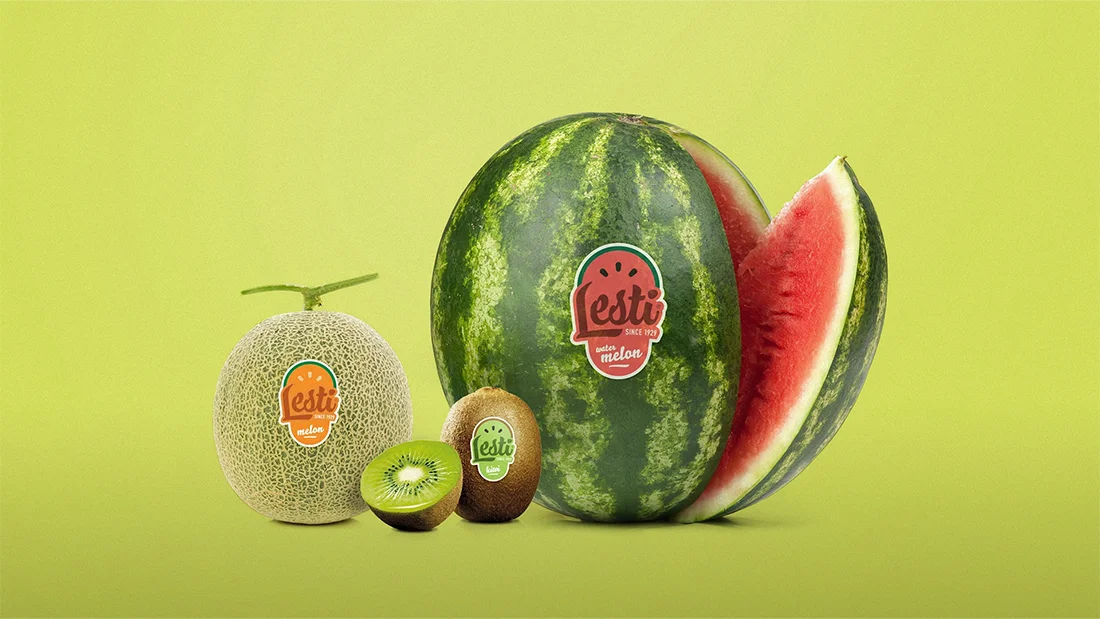 Frutta con Etichetta di Lesti applicata sopra, realizzata da Hud Agency
